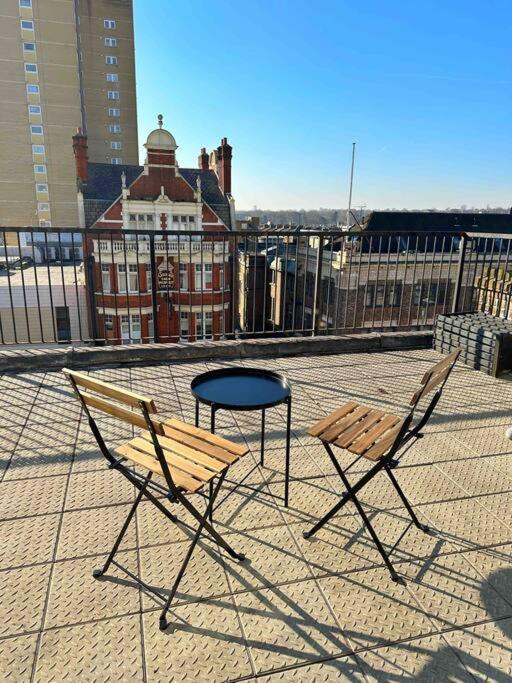 Central London Apartment - Yvonne Экстерьер фото